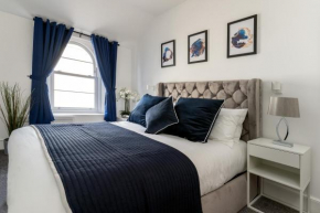 Near beach, Torquay Heights Modern Apartments, pet friendly